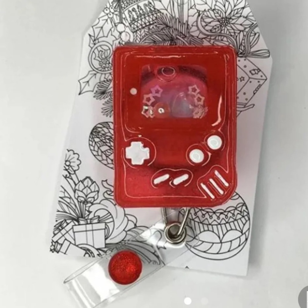 Badge reel Handmade IG hopescrafting._